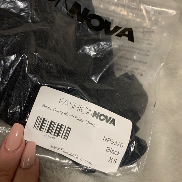 Mesh Biker Shorts: Fashion Nova XS - Picture 3 of 3